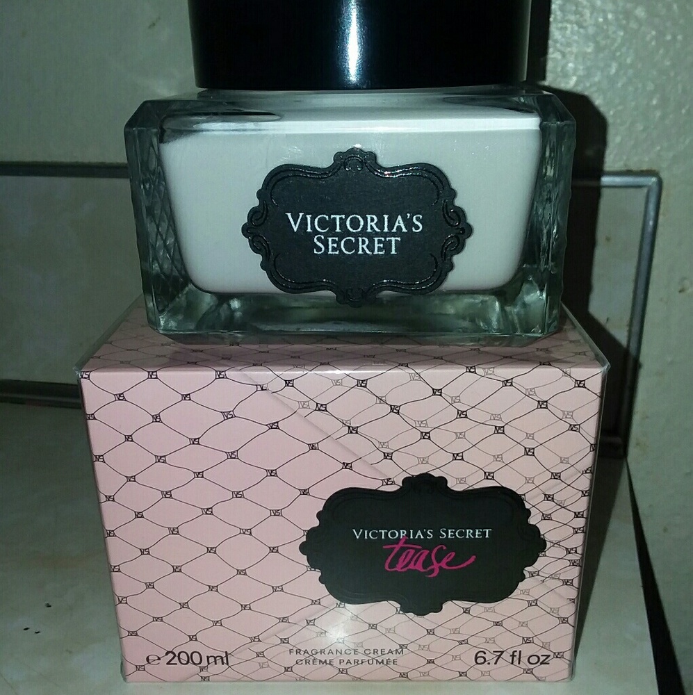 Victoria's Secret tease lotion cream